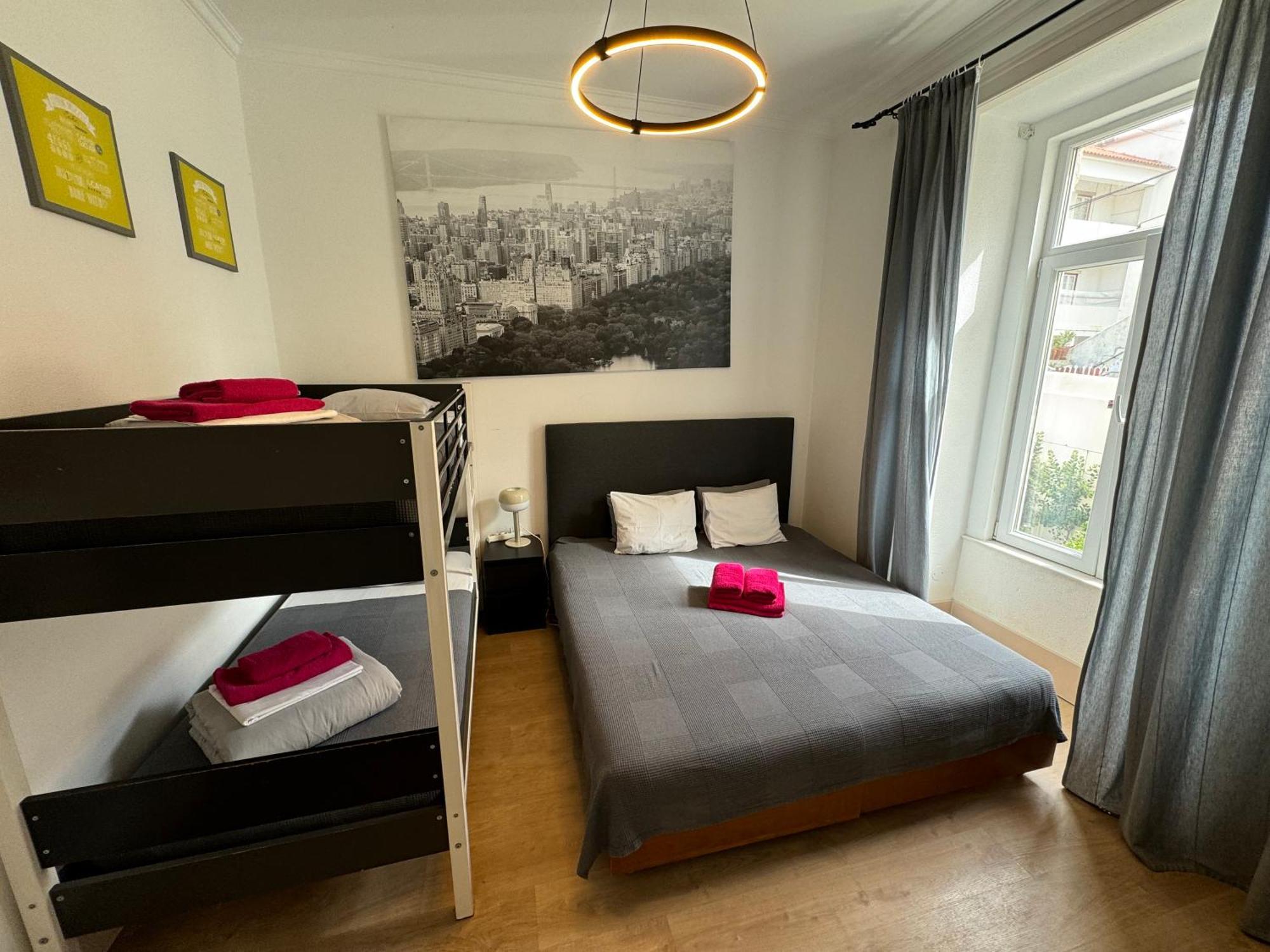 Residencial Real Guest House Azenhas do Mar Rom bilde